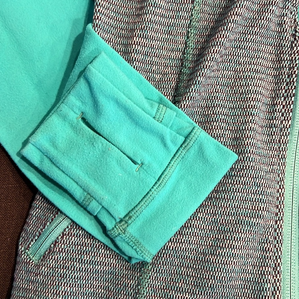 Ivivva by Lululemon Zip Jacket - Picture 6 of 9